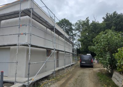 Enduits finition gratté "thermolook" avec sous-couche "fondisol"